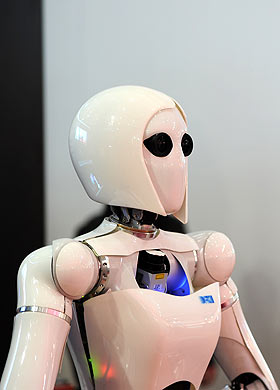 File:Robot-280 1264445a.jpg