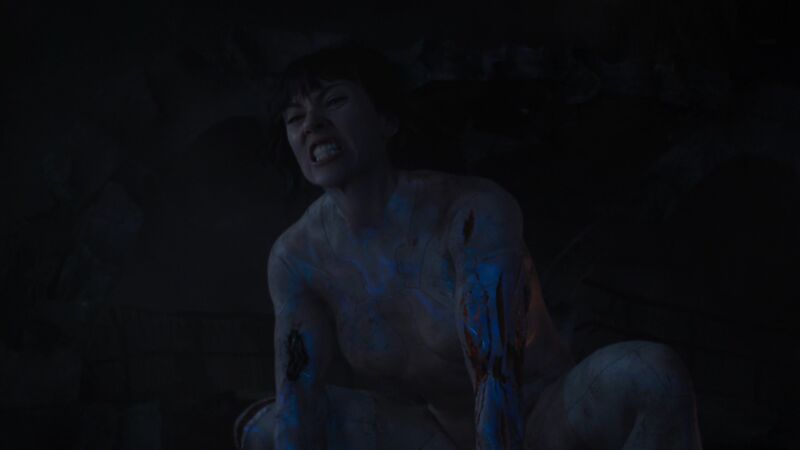 File:Ghost in the Shell (2017) 236.jpg