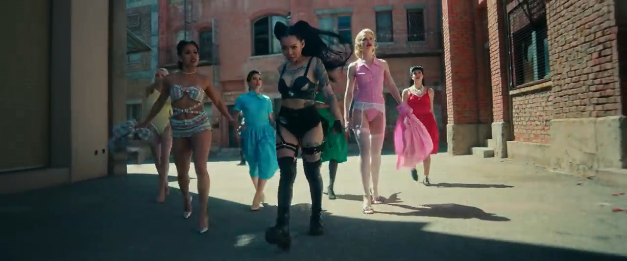 FileBella Poarch Dolls 12.jpg FembotWiki