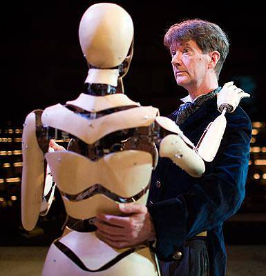 File:ROBOT - SCENE FROM MUSICAL CALLED ROBOTS SWITZERLAND.jpg