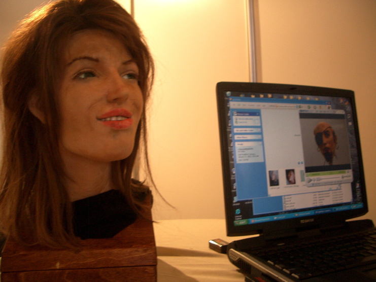 File:Eva Robot-human-face onscreen.jpg