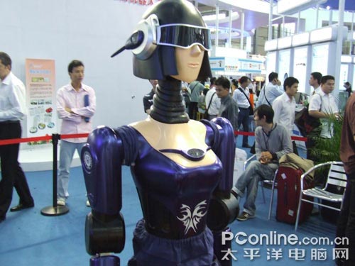 File:BJRobot-03.jpg