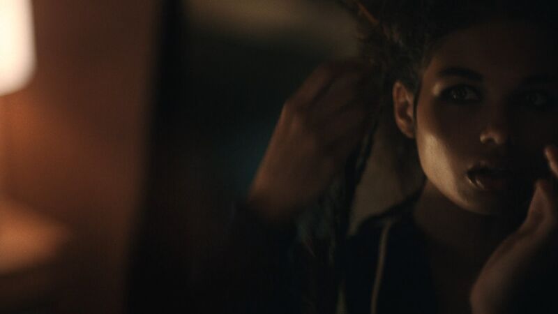 File:Don't Look Deeper (HD) 1x8-2.jpg