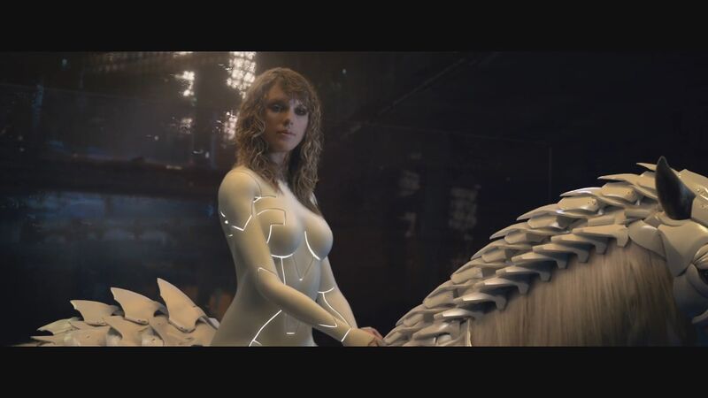 File:Taylor Swift - Ready For It 27.jpg