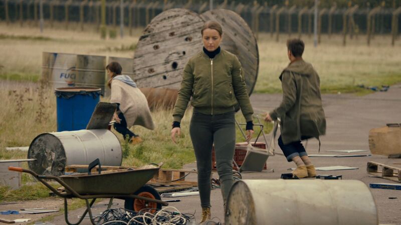 File:Humans 3.02 9.jpg