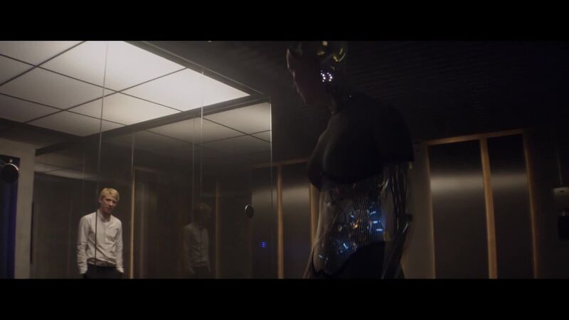 File:Ex-machina-intl-trailer-17.jpg