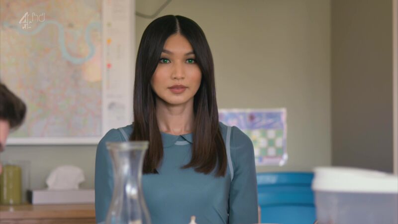 File:Humans-S01E01-074.jpg